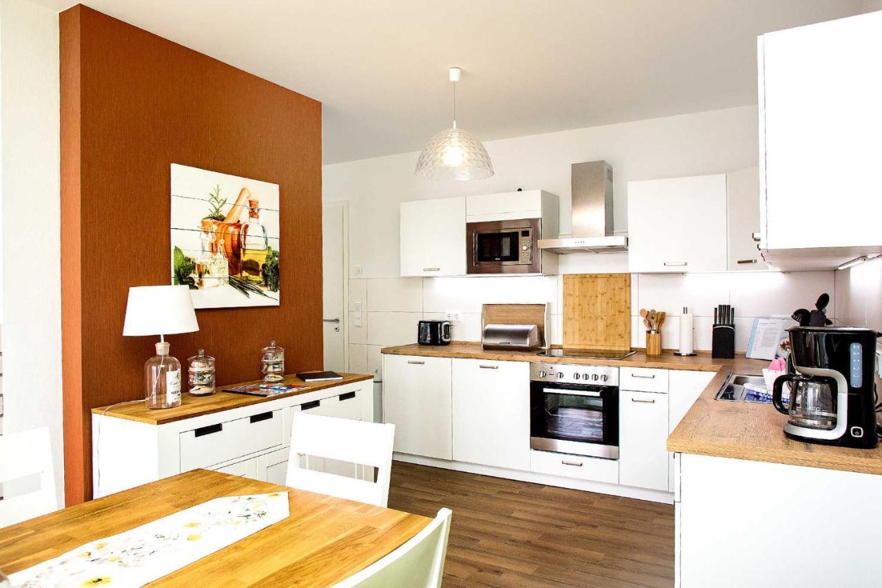 Traumfaengerloge -Hafenresidenz Apartment Waren  Ngoại thất bức ảnh