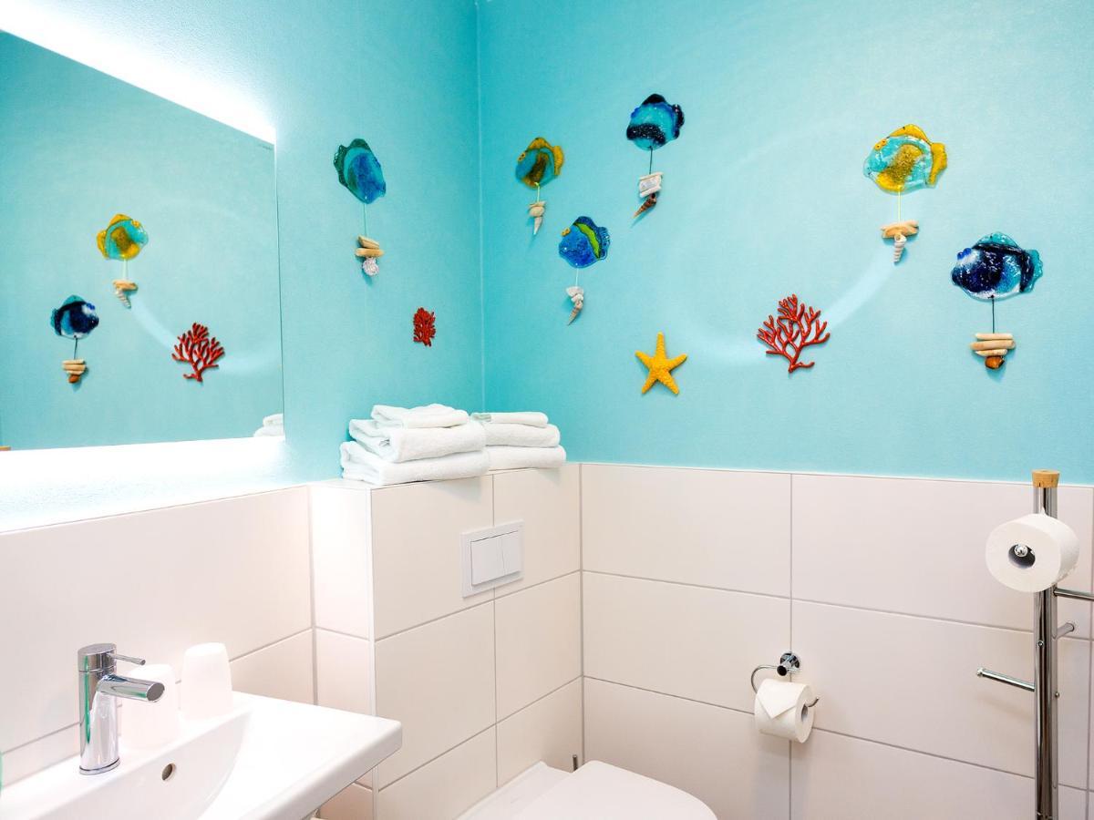 Traumfaengerloge -Hafenresidenz Apartment Waren  Ngoại thất bức ảnh